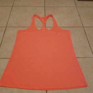 Under Armour racer back tank sz medium